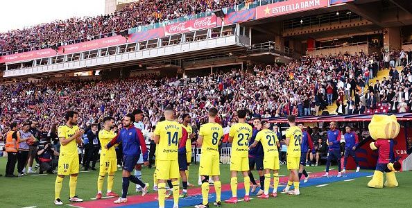 فياريال ينصب ممرًا شرفيًا لبرشلونة